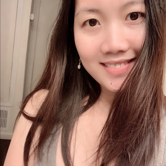 Meet your Posher, Leslie - Picture 2 of 2